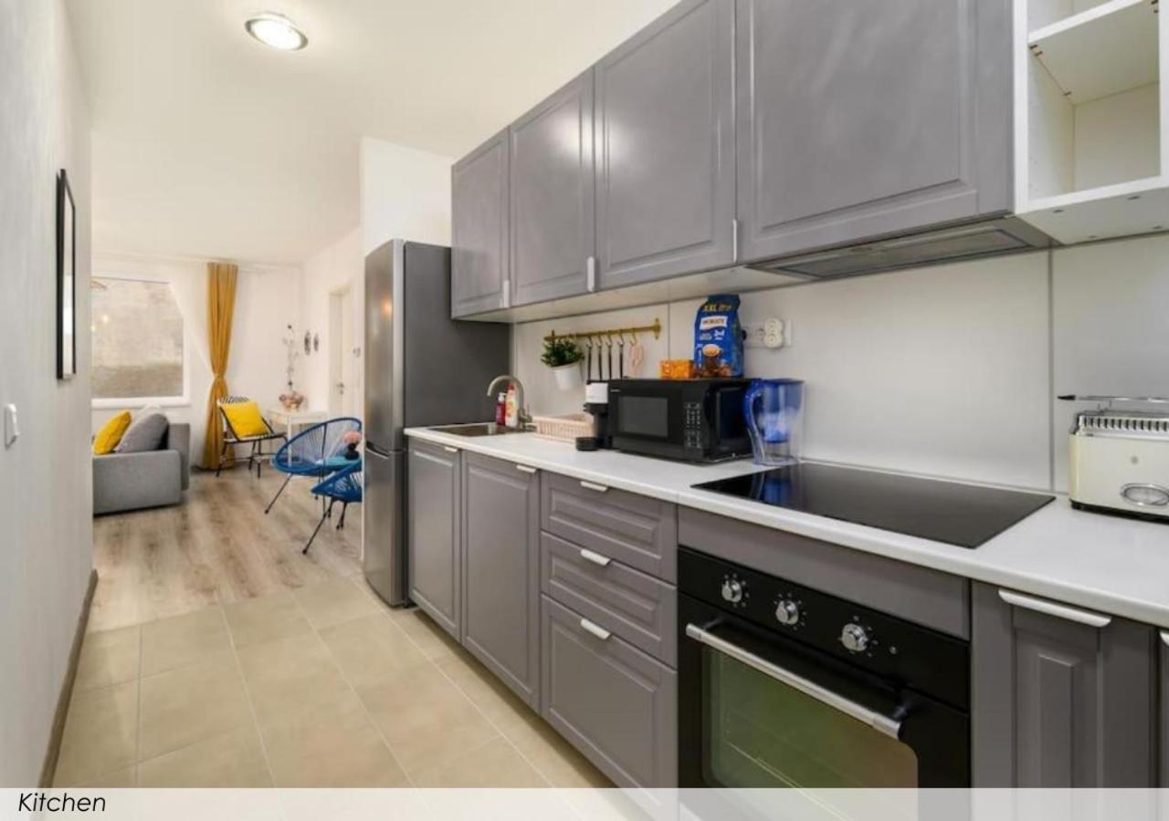 B101 - Liberty Bridge Lovely Home With Free Parking Budapest Exterior photo